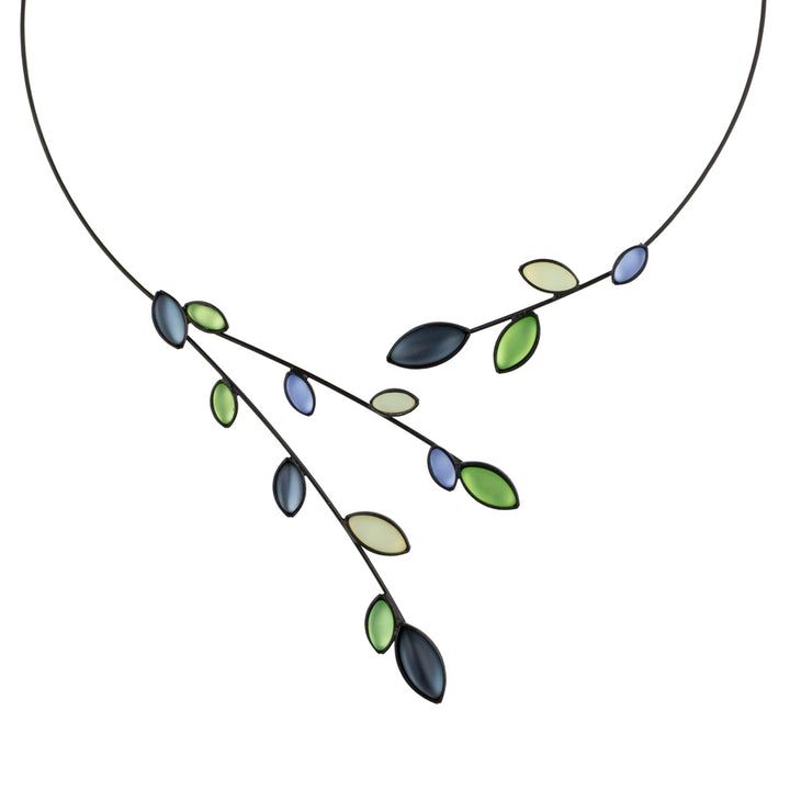 Petal Floating Necklace