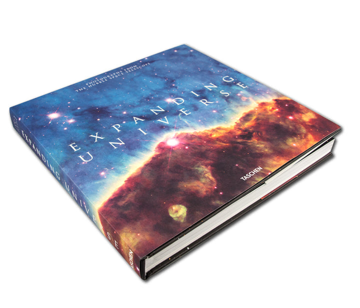 Expanding Universe: Photographs from the Hubble Space Telescope