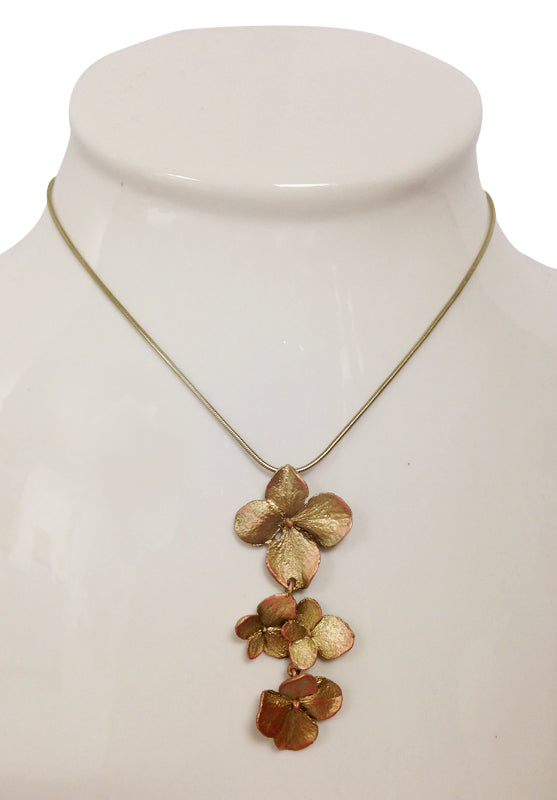 Hydrangea Triple Pendant
