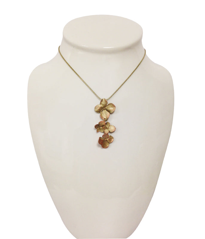 Hydrangea Triple Pendant